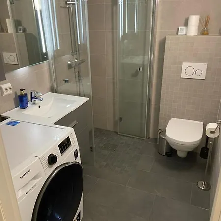 Modern Appartment In Classic House, Close To Beach And City Center Kristiansand Exterior foto